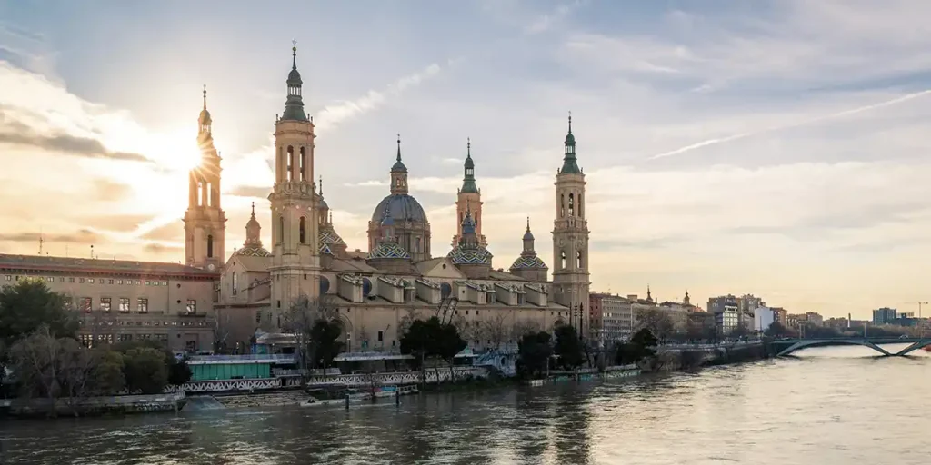 zaragoza-spain-short