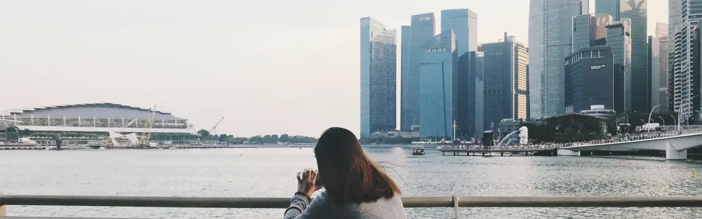 woman-singapore-long