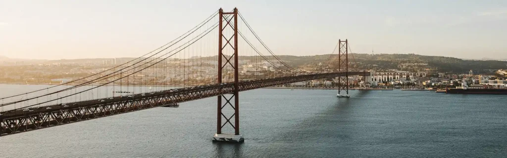 25abril-bridge-lisbon-portugal-long