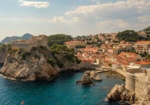 Shoreline in Croatia lined with houses - digital nomad permits for European countries