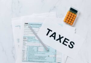 documents on table for filing taxes in Canada