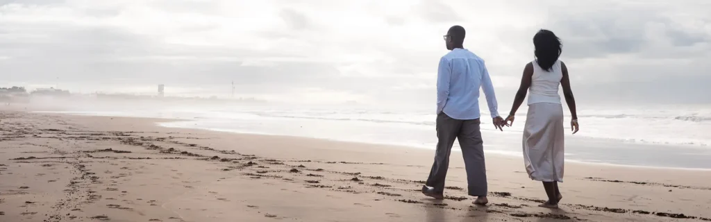 couple-beach-retire-long
